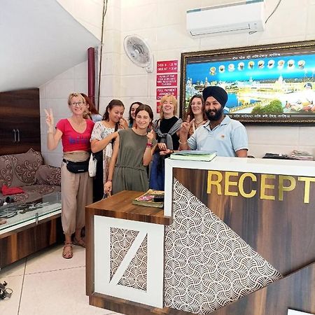 Jasneet Homestay Amritsar Luaran gambar