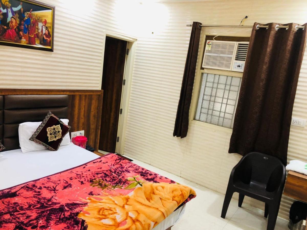 Jasneet Homestay Amritsar Luaran gambar