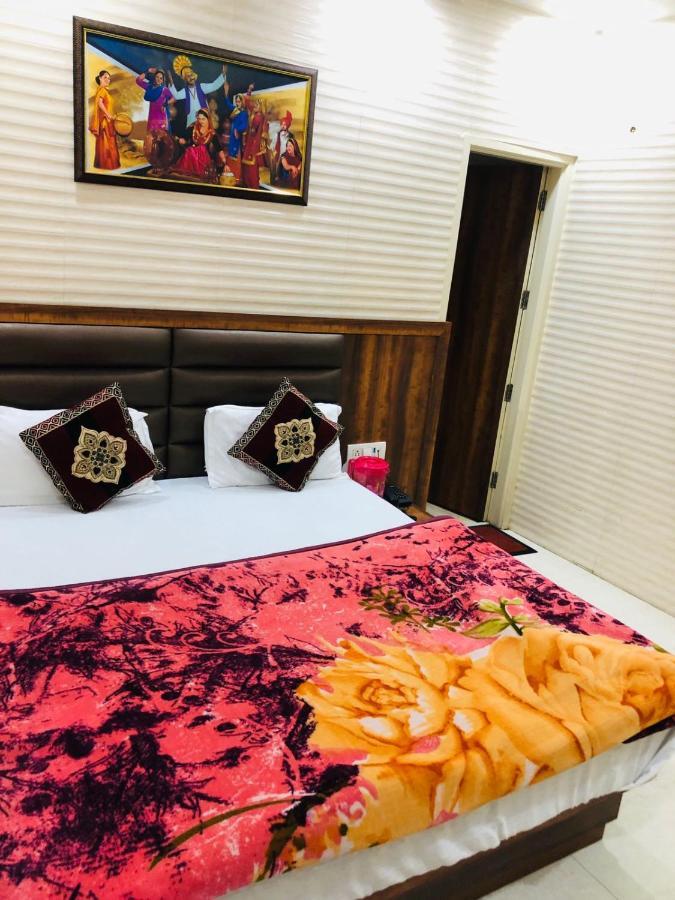 Jasneet Homestay Amritsar Luaran gambar